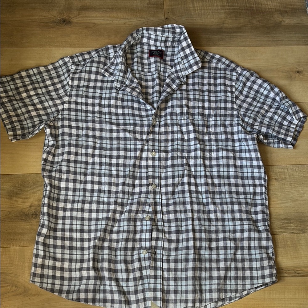 UNTUCKit Men’s 100% Linen Short Sleeve Shirt